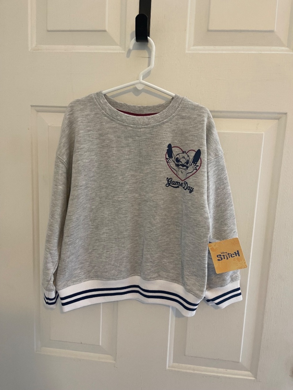 NWT Disney Stitch Sweatshirt Lilo and Stitch  Girls